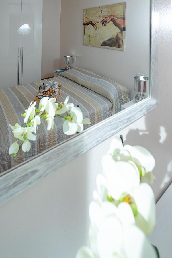 Apartment Blanco - Regarda Travel Lazise Ngoại thất bức ảnh